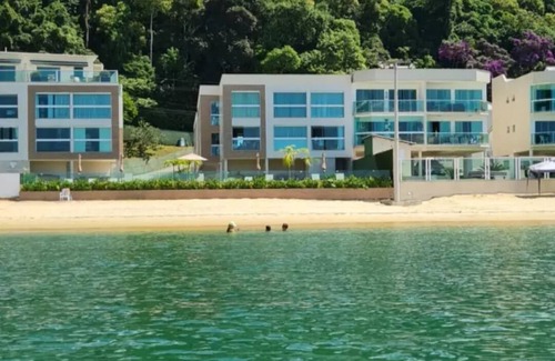 Mambucaba Appartement | Beautiful apartment in Angra facing the 🌊, on the sand with 2 bedrooms, new condominium