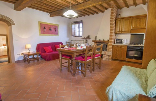Rapolano Terme Villa | Agréable appartement dans une maison de vacances avec piscine, WIFI, TV, patio et parking