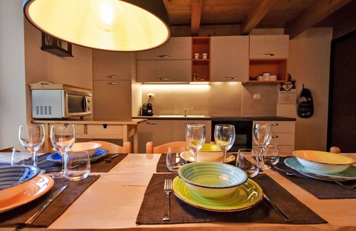 Campodolcino Appartement | Beautiful apartment for 5 people with WIFI, TV, pets allowed and parking