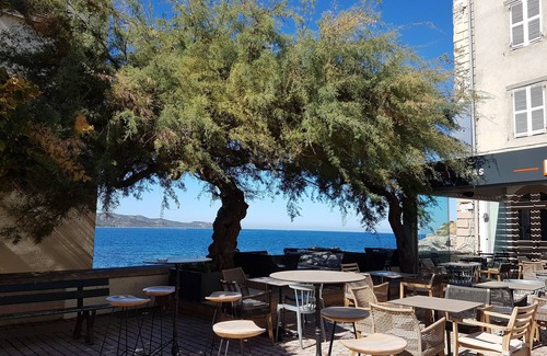 L'Ile-Rousse Appartement | TRES BEL APPARTEMENT DANS RESIDENCE HAUT STANDING SUPERBE VUE MER ET MONTAGNE