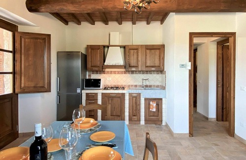 Guardistallo Appartement | Bel appartement avec piscine, WIFI, climatisation, terrasse, animaux admis et parking