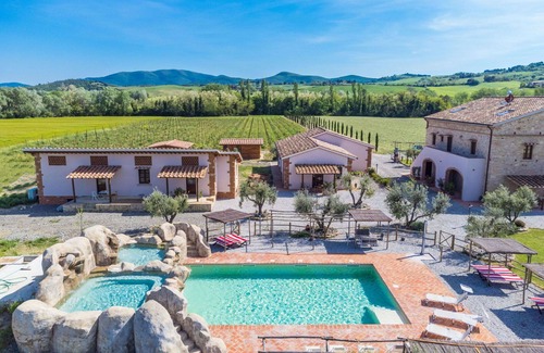 Guardistallo Appartement | Bel appartement avec piscine, WIFI, climatisation, terrasse, animaux admis et parking