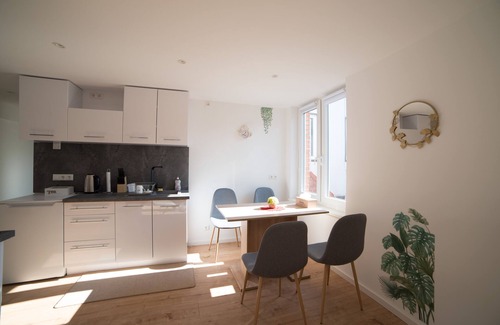 Andreasvorstadt Appartement | Beautiful apartment 54 m², close to the center, king bed, courtyard side