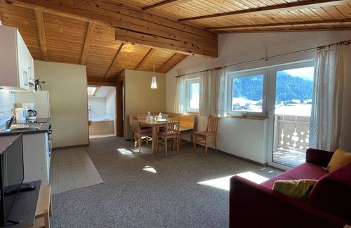 Achenkirch Appartement | Confortable appartement pour 5 personnes avec WIFI, TV, patio et parking