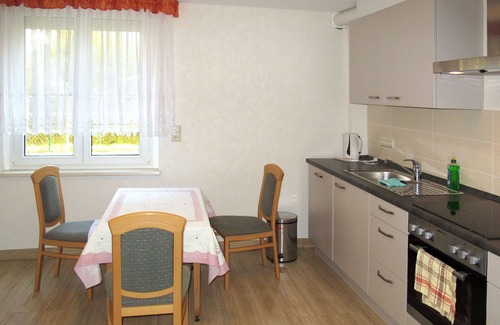 Eilenburg Appartement | Agréable appartement pour 3 personnes avec WIFI, TV, patio et animaux admis