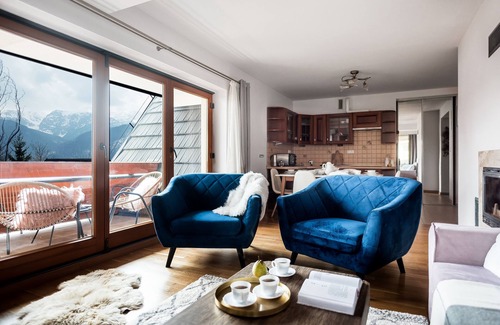 Koscielisko Appartement | Bel appartement, cheminée, 2 vérandas avec vue sur la montagne et aire de jeux