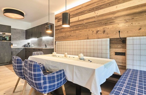 Soelden Appartement | Confortable appartement pour 4 personnes avec WIFI, TV, balcon et animaux admis
