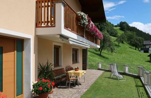 Landeck Appartement | Agréable appartement pour 3 personnes avec WIFI, TV et parking