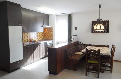 Engelberg Appartement | Beautiful apartment for 6 people with WIFI, TV, balcony and pets allowed