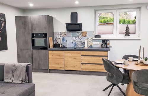 Luegde Appartement | Joli appartement pour 2 personnes avec WIFI, TV, terrasse et animaux admis