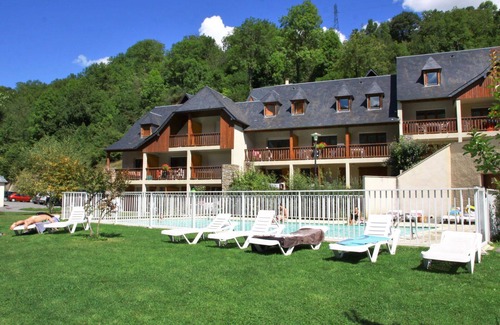 Peyragudes Appartement | Beautiful apartment for 4 people with WIFI, pool, TV, terrace, pets allowed and parking