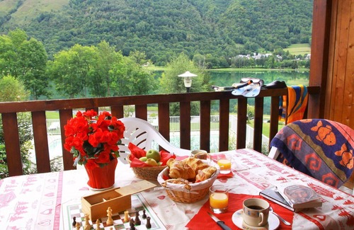 Peyragudes Appartement | Beautiful apartment for 4 people with WIFI, pool, TV, terrace, pets allowed and parking