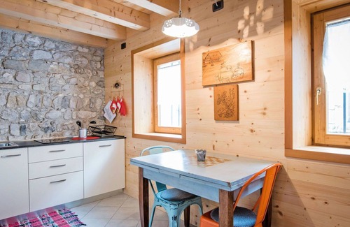 Barcis Appartement | Agréable appartement pour 2 personnes avec WIFI, TV, patio et animaux admis