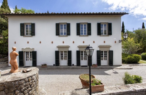 Cortona Appartement | Agréable appartement pour 2 personnes avec climatisation, WIFI, piscine, TV et vue panoramique