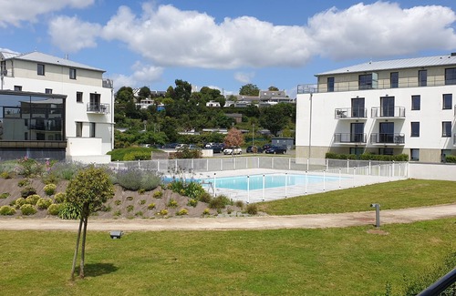 Concarneau Appartement | Bel Appartement Vue mer à 50m de la Mer avec Piscine Commune Chauffée - Thalasso
