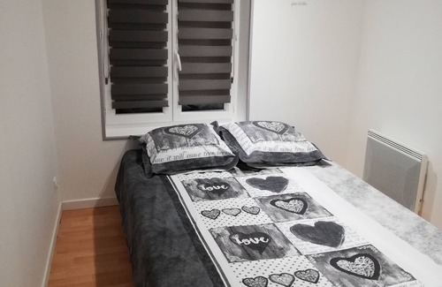 La Fere Appartement | bel appartement dans résidence ancienne et calme