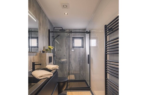 Maurik Maison | Agréable appartement dans une maison de vacances pour 4 personnes avec WIFI, TV et parking