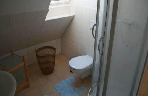 Blowatz Appartement | Beautiful Apartment in Robertsdorf with Garden