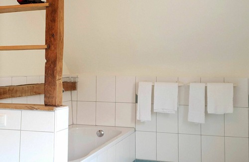 Ediger Maison | Agréable appartement pour 4 personnes avec WIFI, TV, balcon, animaux admis et parking
