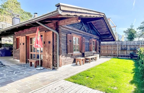 Imst Maison | Appartement dans une maison de vacances avec WIFI, TV, terrasse, animaux admis, vue panoramique