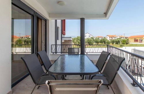 Vrsi Appartement | Bel appartement à Vrsi avec WiFi