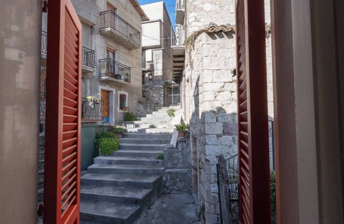 Pennadomo Appartement | Beautiful apartment with a fantastic balcony view
