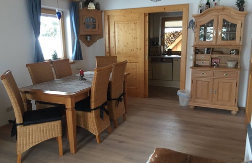 Hochkrimml Appartement | Beautiful apartment with terrace and garden, free mountain view, 200m to the lift, dogs yes