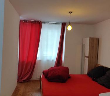Vienna Appartement | Beautiful Apartment with Parking, Brilliant Location