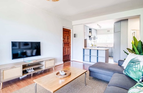 Mouille Point Appartement | Beautiful Apartment w Scenic Views Fairway Haven