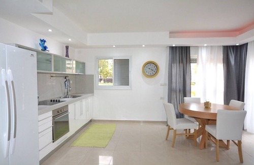 Eilat Maison | BEAUTIFUL APT SEA VIEW - PARKING / SEA SIDE