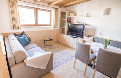 Rasa Appartement | Bel appartement mansardé avec vue sur la Plose et le bassin de Bressan