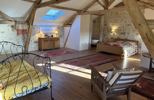 Benque Maison | Beautiful Barn in Stunning Quiet Countryside with use of 13 Meter Pool.