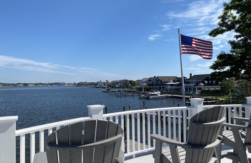 Mantoloking Maison | Beautiful bay front beach home