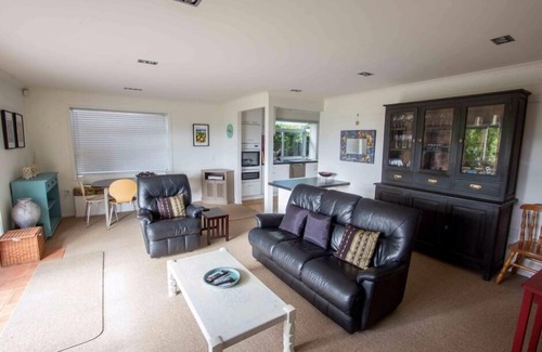 Paraparaumu Beach Maison | Belle plage avec une vue imprenable