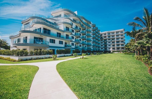 Nassau Copropriété | Superbe condominium face à la plage
