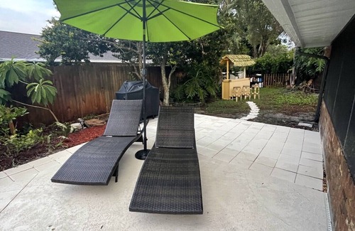 Port Orange Maison | Beautiful beach themed 3 bedroom with pool