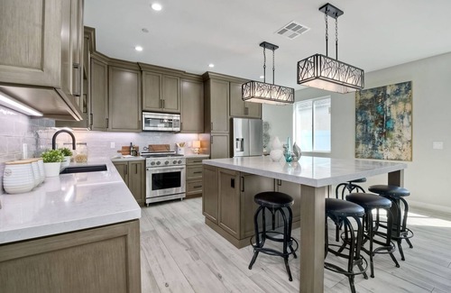 Imperial Beach Copropriété | Beautiful Beach Condo Steps to the Sand