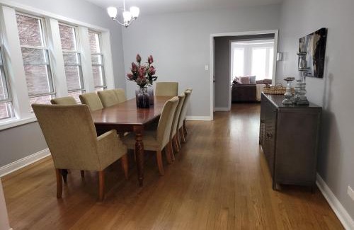 South Shore Appartement | Beautiful Big 3 bedroom Quiet Apt near downtown