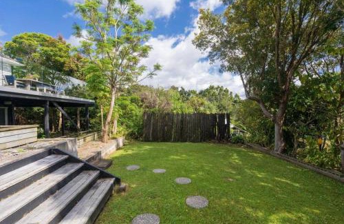 Birkenhead Maison | Beautiful Birkenhead Home (Furnished Rentals)