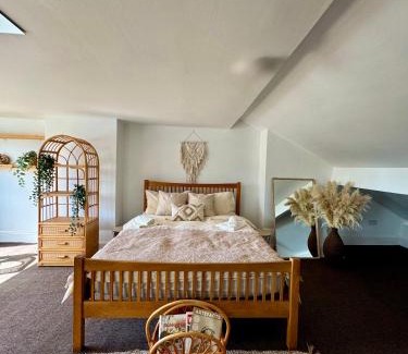 Erdington Maison | Beautiful Bohemian Double Bedroom in Birmingham