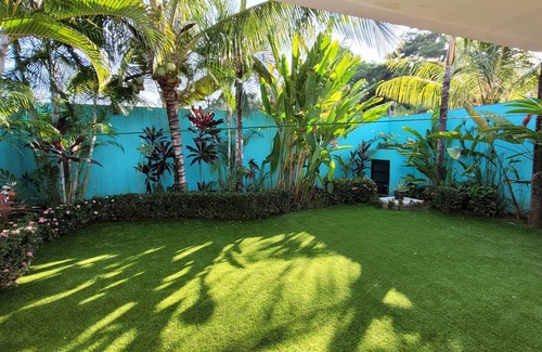 Bejuco Villa | Beautiful bright 2 bedroom 2 bathroom villa, steps to private beach.