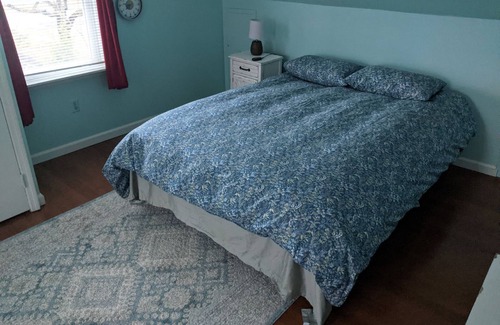 Newtonville Maison | Beautiful bright 2 Bedroom 2 Bathroom home centrally located in Colonie
