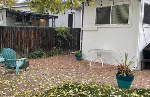Washington Park West Maison | Beautiful bungalow with AC in vibrant Wash Park near Denver