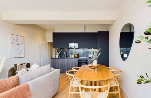 Camden Town Appartement | Beautiful Camden Town Apartment with Balcony