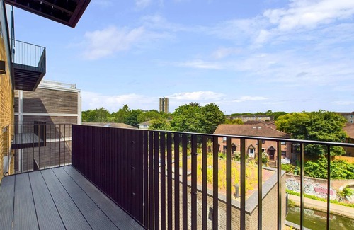 Camden Town Appartement | Beautiful Camden Town Apartment with Balcony