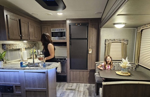 Tucson Estates Maison | Beautiful Camper with Private Lot Near Saguaro National Park