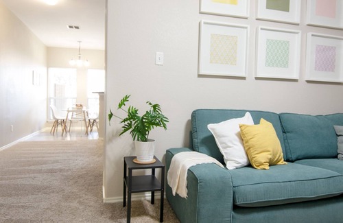 Medical Center District Maison | Beautiful Central Home for Families and Groups