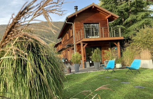 Cessenaz Chalet De Ski | Beau chalet à 2 mn du Lac d'Annecy, avec SPA terrasse et vue magique montagne