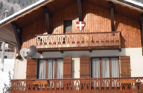 Villard-sur-Doron Chalet De Ski | BEAU CHALET SAVOYARD DE CHARME ,,3 * WIFI