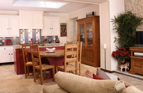 Savigne Maison | Maison de maître avec 3 chambres doubles pouvant accueillir jusqu'à 9